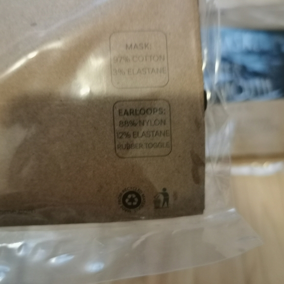 Rae Dunn face masks bnwt set of 2 - Picture 4 of 4